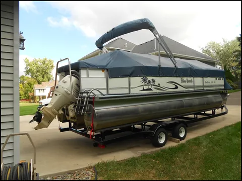 Custom boat cover on a Palm Beach, view 1